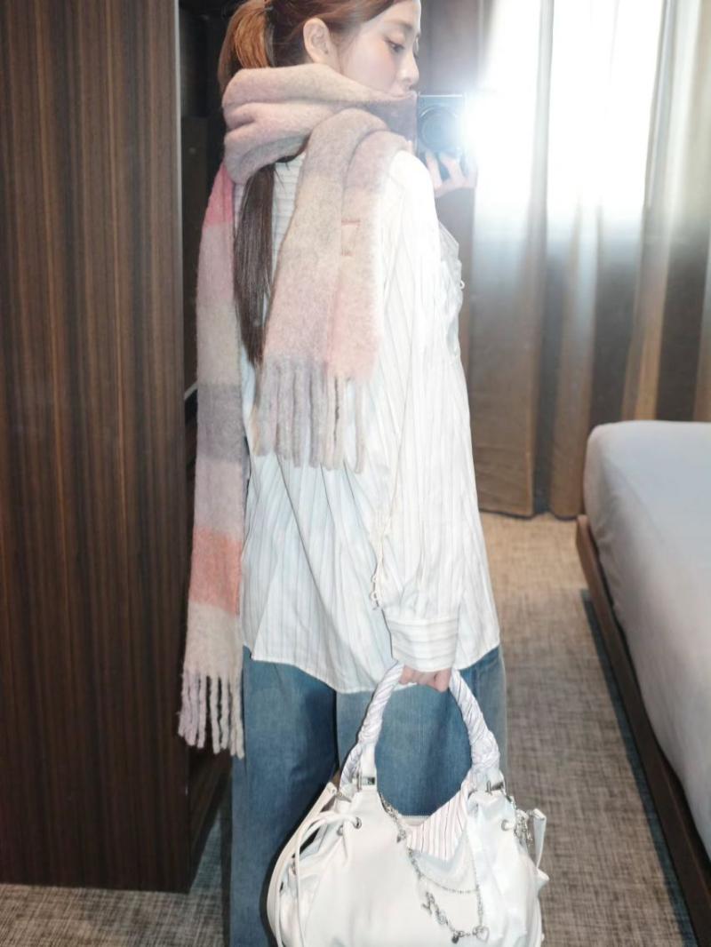 르세라핌 허윤진