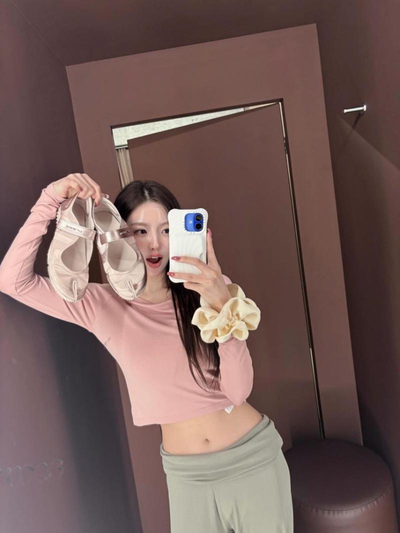 홍지윤 김설현 인별