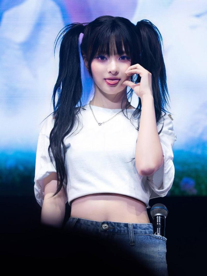프로미스나인 (fromis_9) 이나경