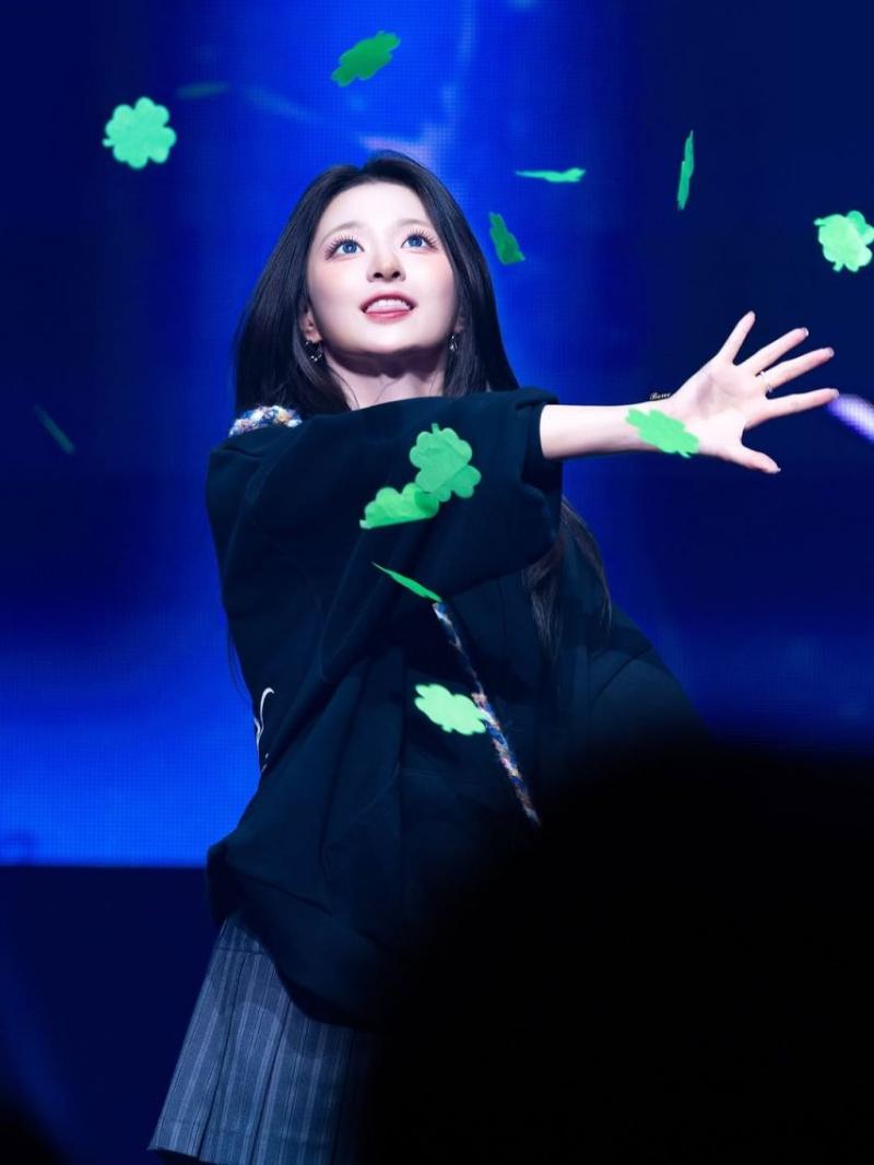 프로미스나인 (fromis_9) 이나경