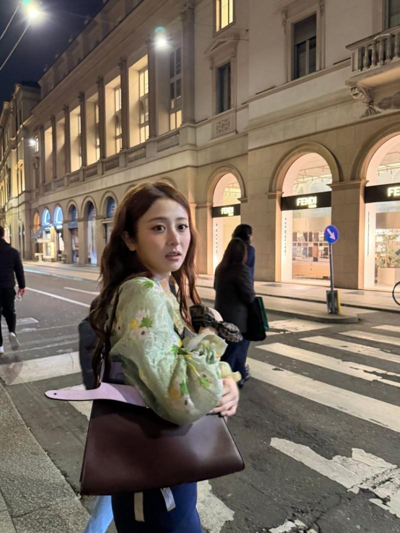 르세라핌 허윤진