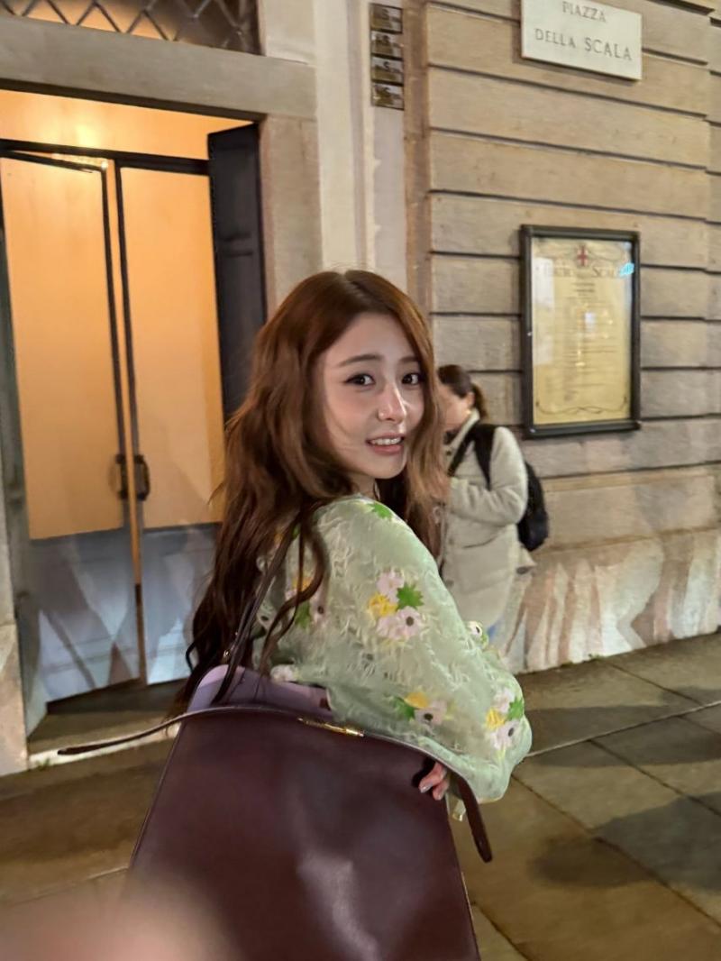 르세라핌 허윤진