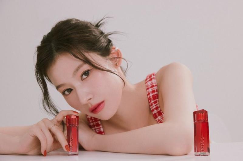 트와이스 사나