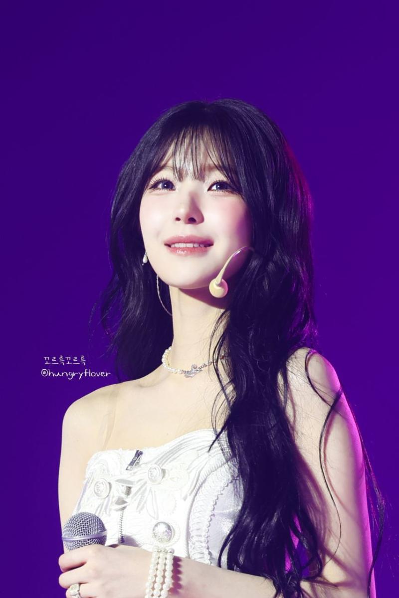 프로미스나인 백지헌