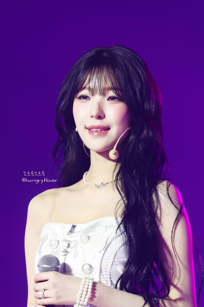 프로미스나인 백지헌