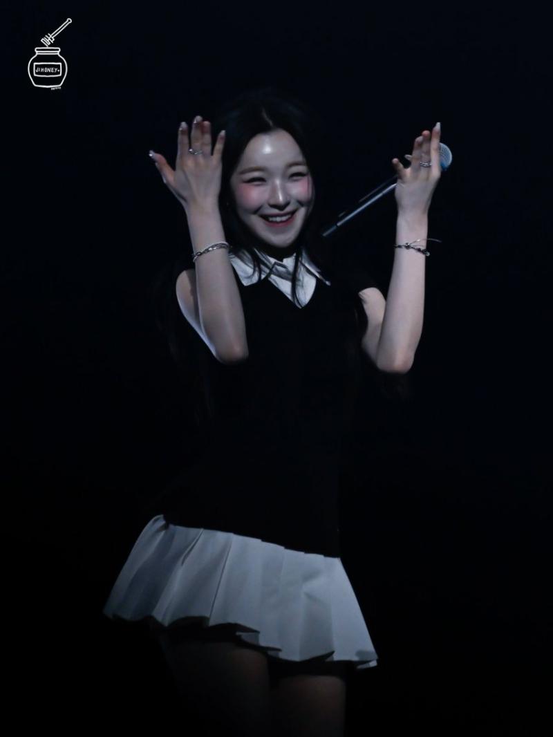 프로미스나인 백지헌
