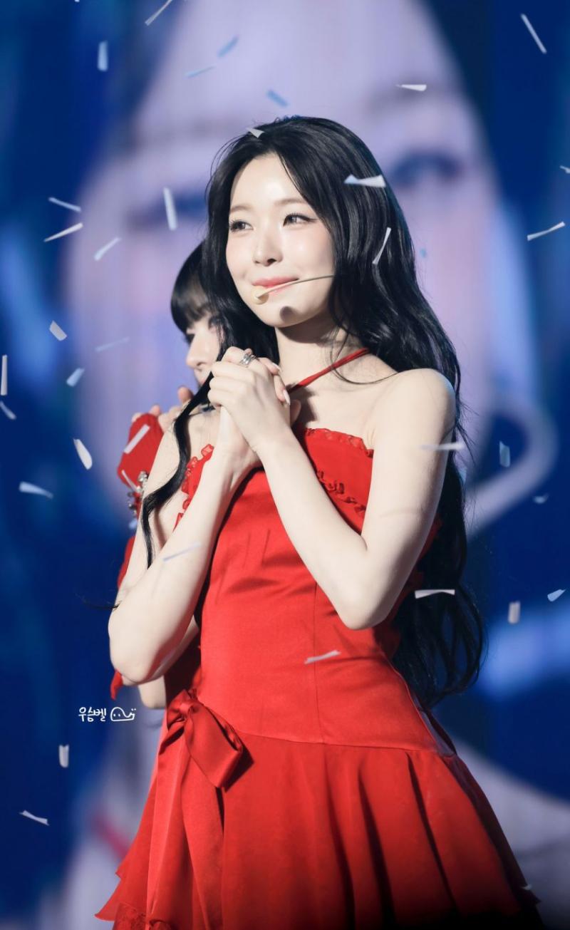 프로미스나인 백지헌