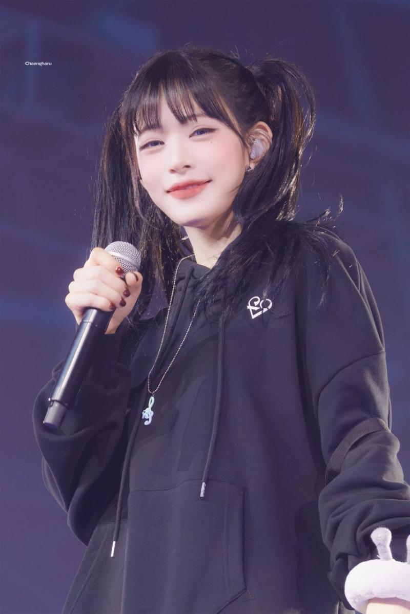프로미스나인 이채영