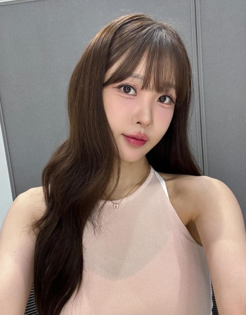 김윤희 아나운서