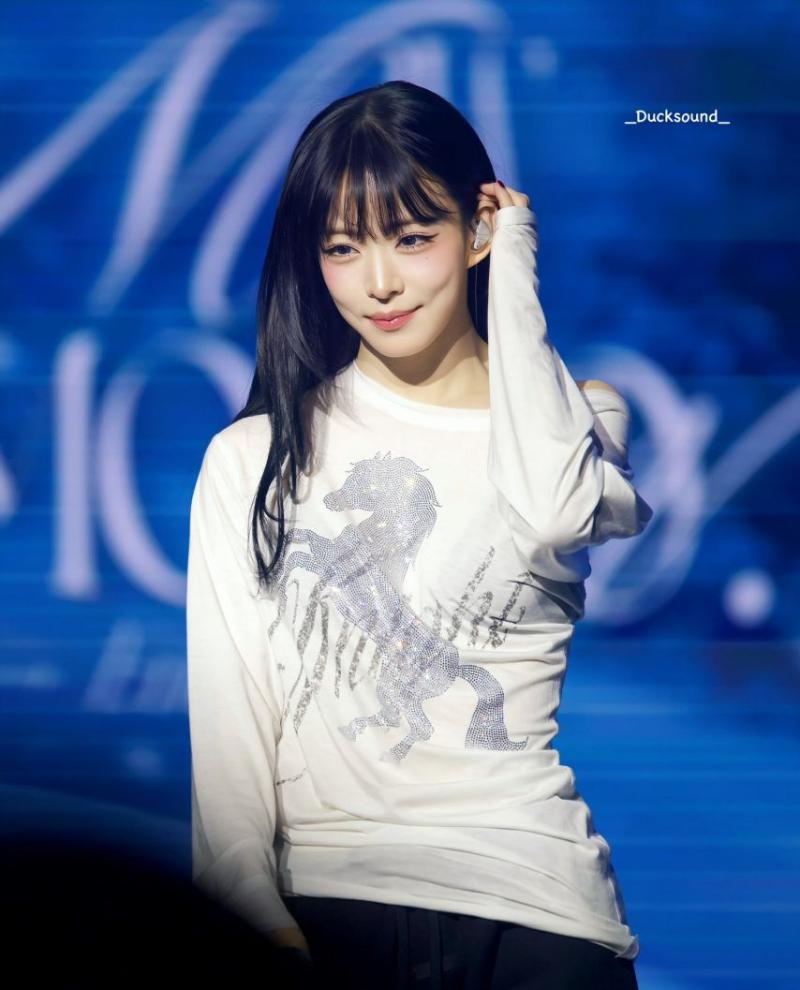 프로미스나인 이채영