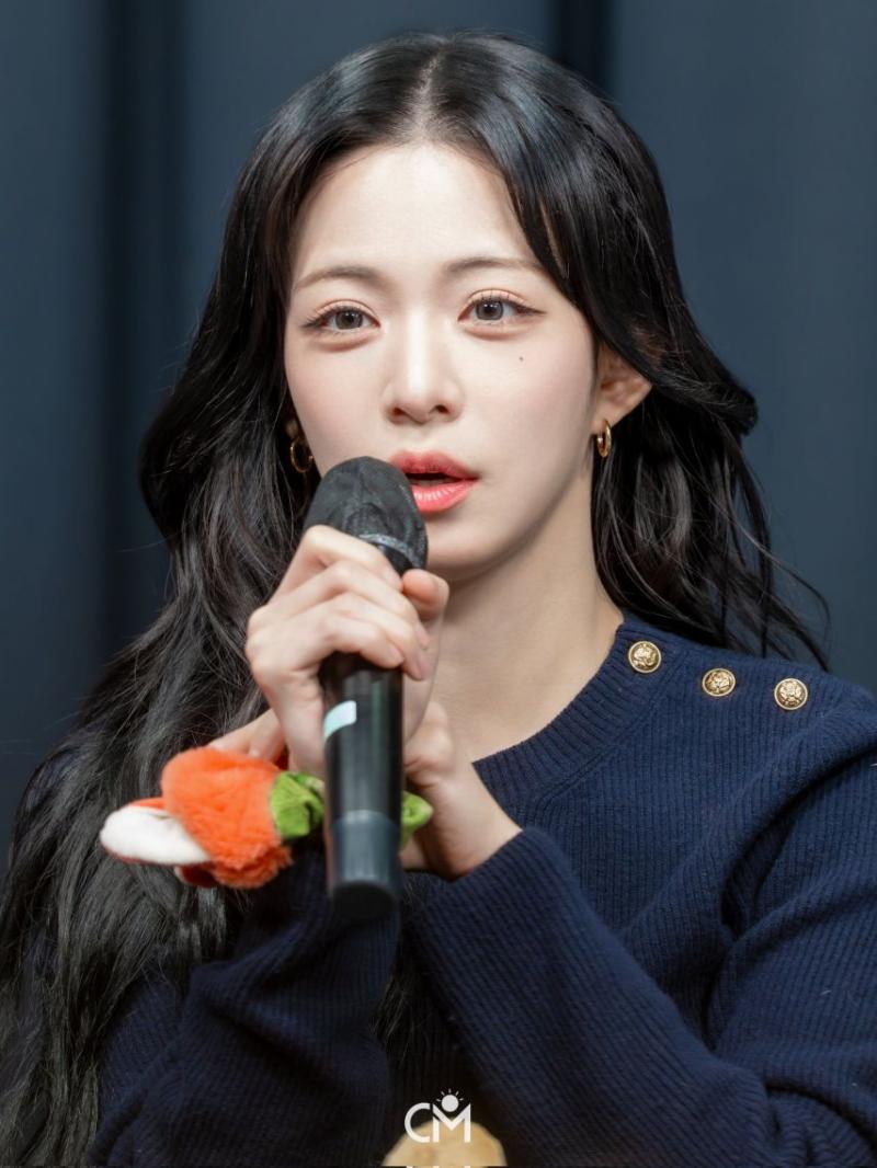 프로미스나인 이채영