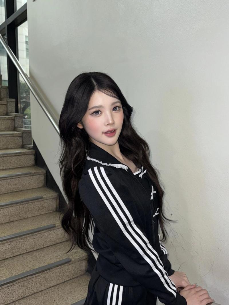 하츠투하츠 에이나