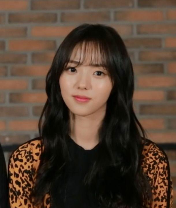 배우 채수빈