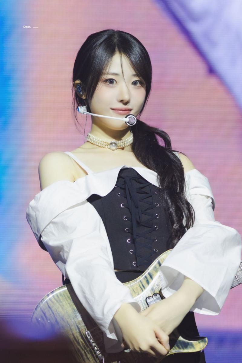 QWER 히나
