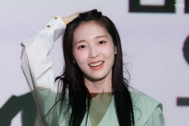 260307 매드댄스오피스 무대인사 아린