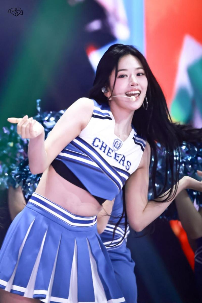 아이브 안유진