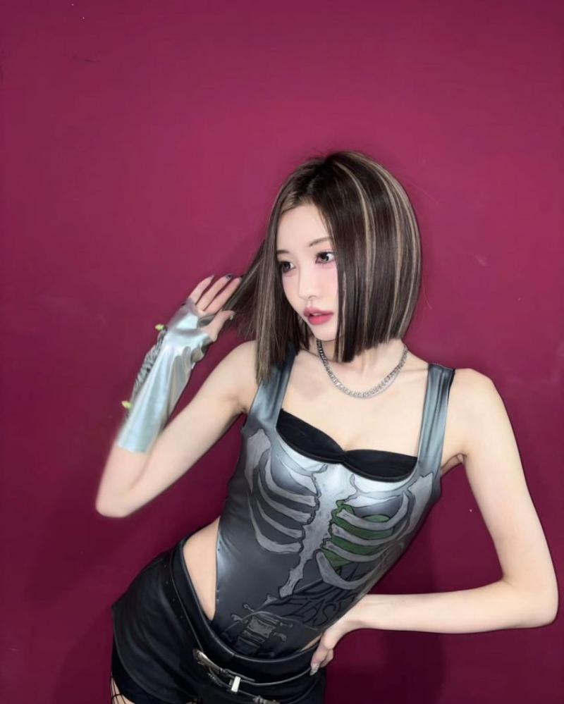 걸그룹 엑신(X:IN) 쇼음악중심 착장 모음.jpg