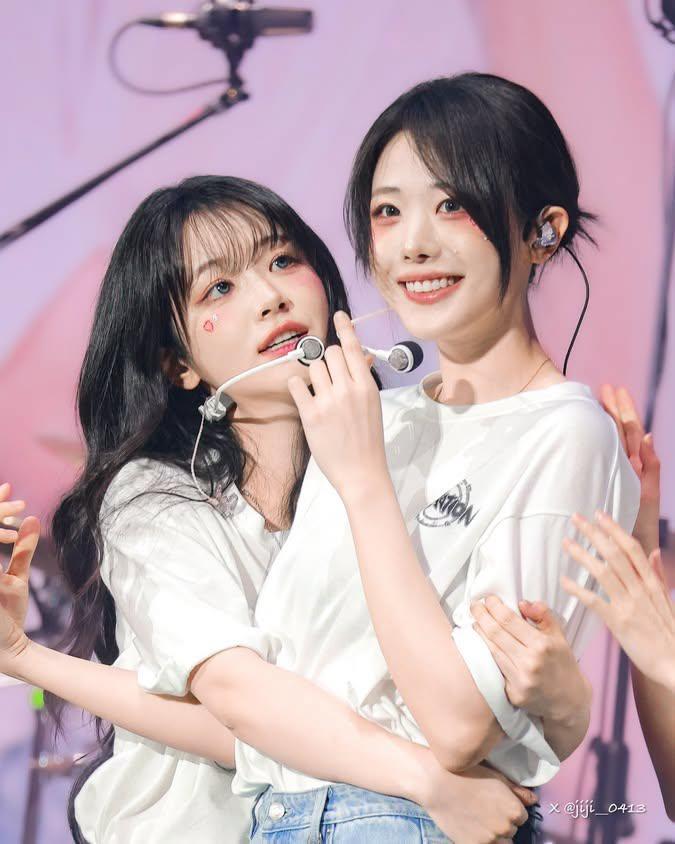 QWER 히나