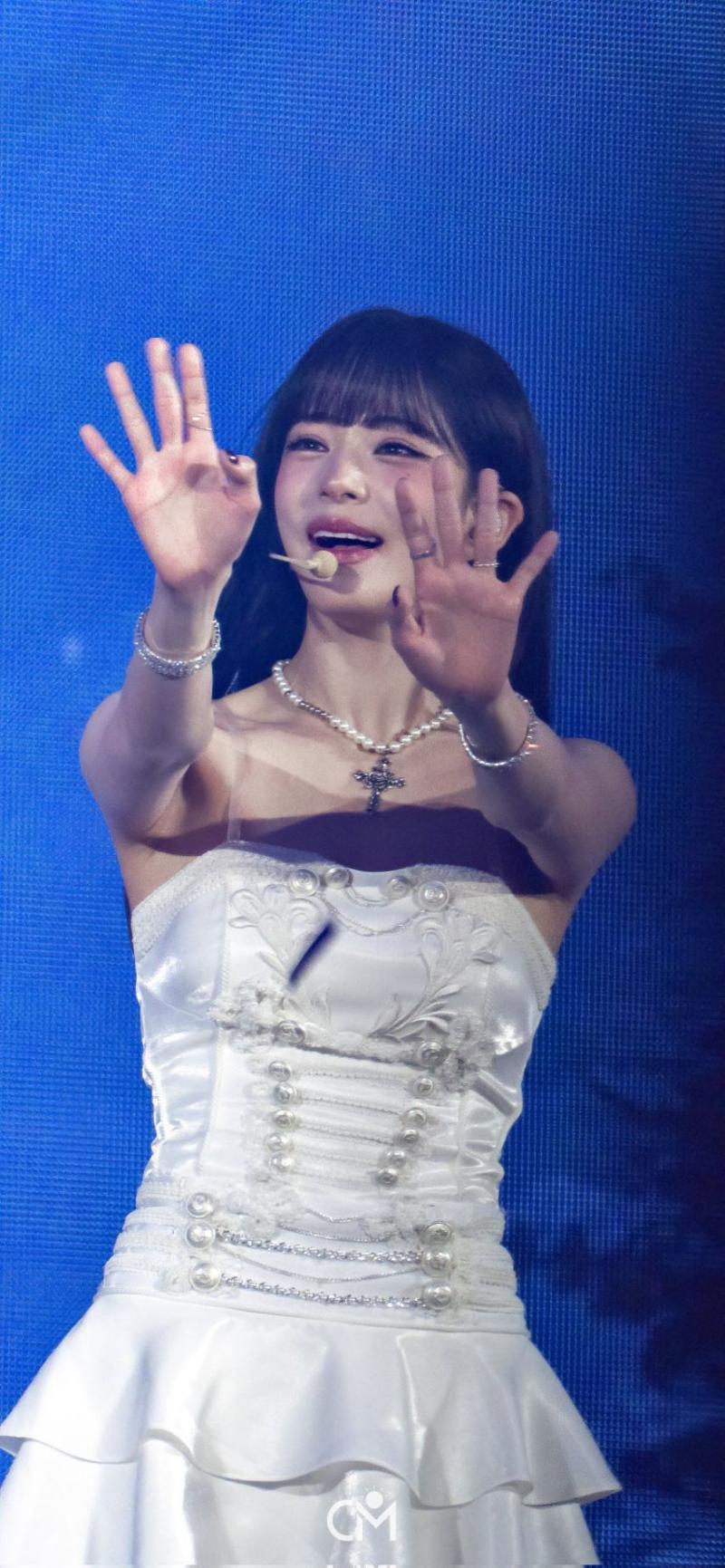 프로미스나인 이채영