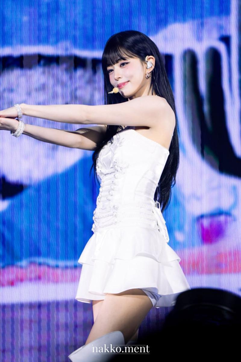 프로미스나인 이채영