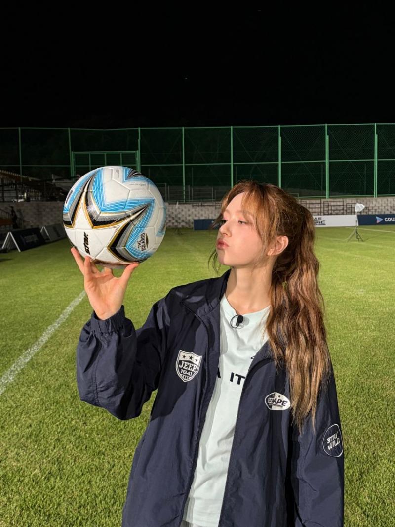 피프티피프티 문샤넬