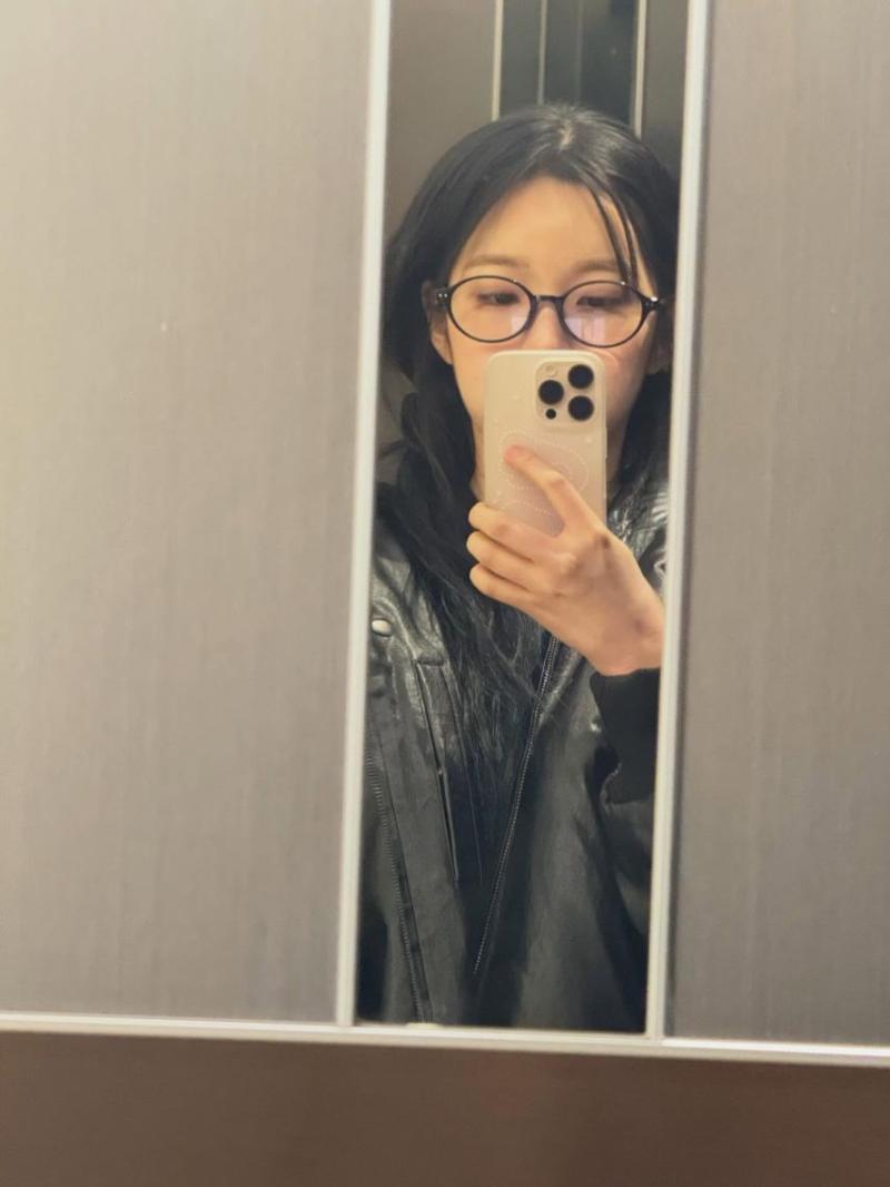 프로미스나인 백지헌