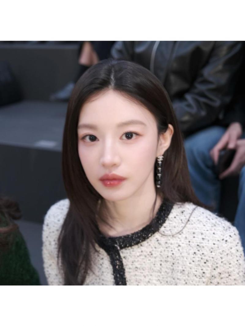 고윤정 인별 등 샤넬쇼 파리/ with 제니