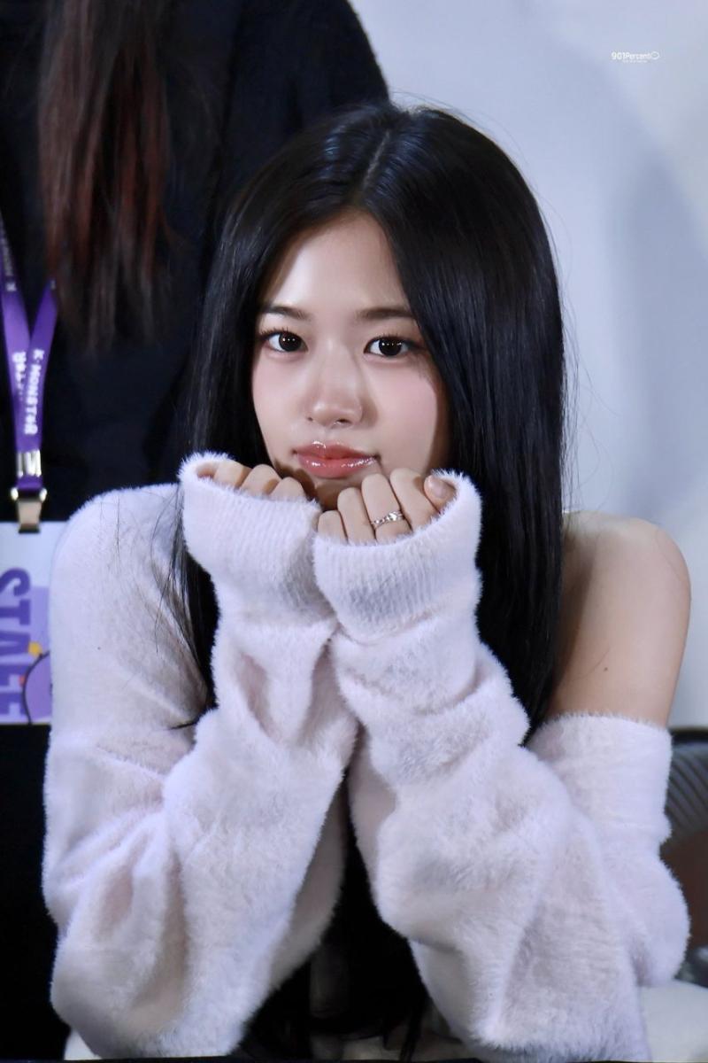 아이브 안유진
