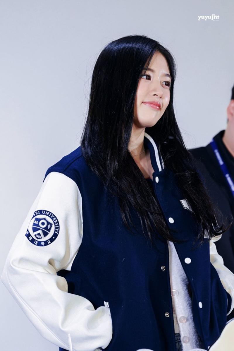 아이브 안유진