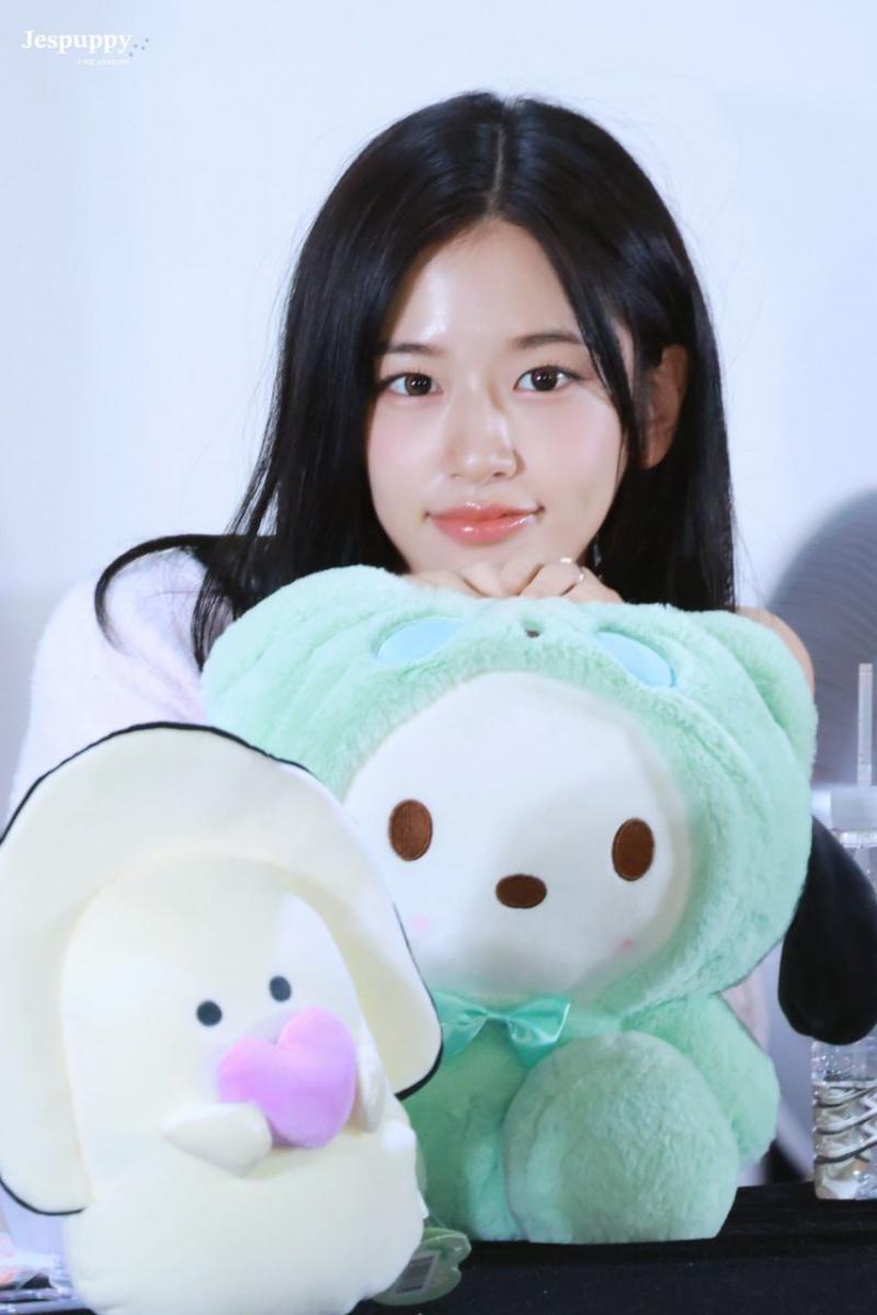 아이브 안유진