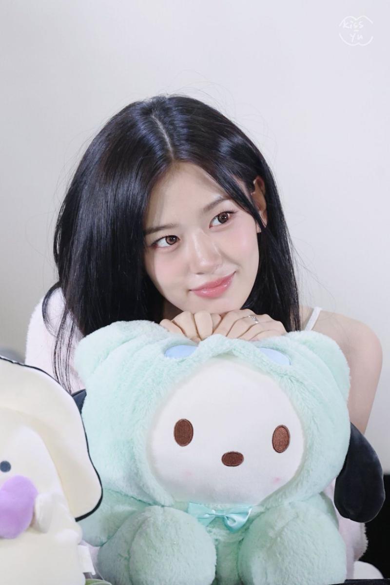 아이브 안유진