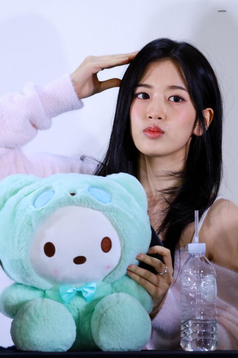 아이브 안유진