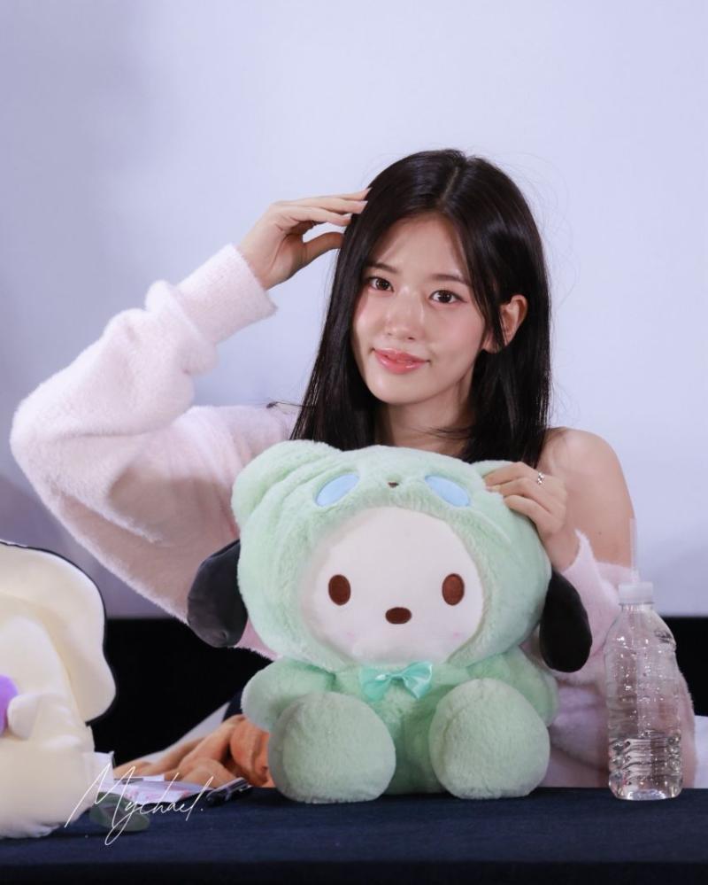 아이브 안유진