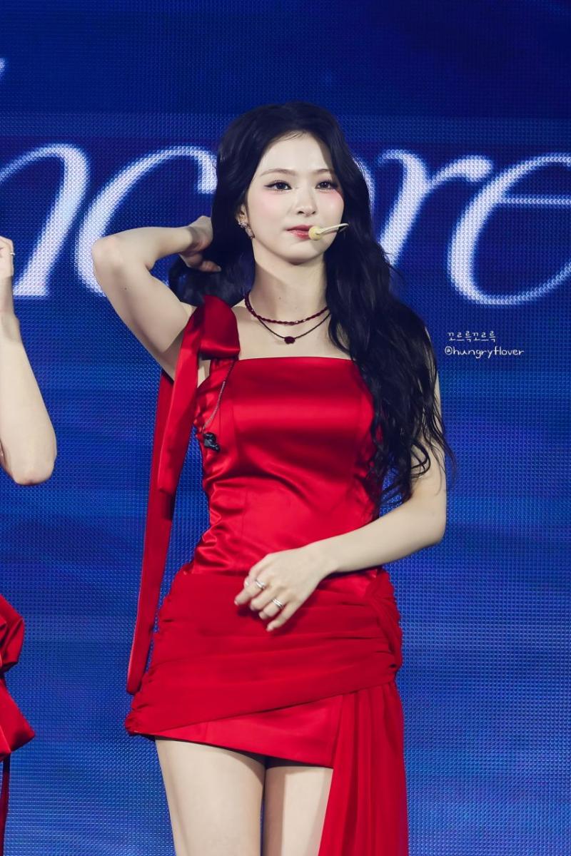 프로미스나인 이나경