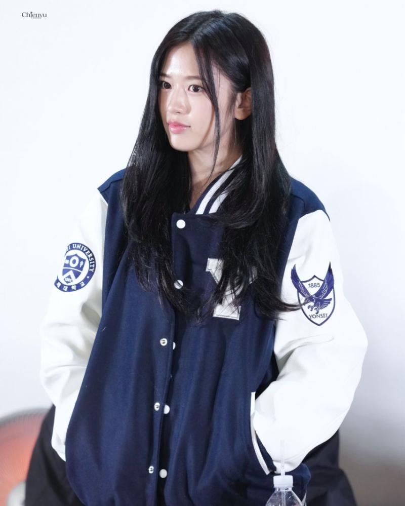 아이브 안유진
