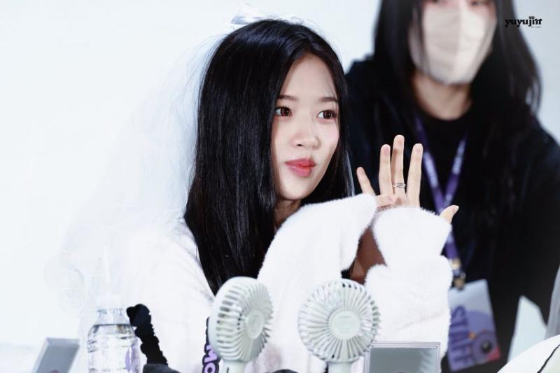 아이브 안유진