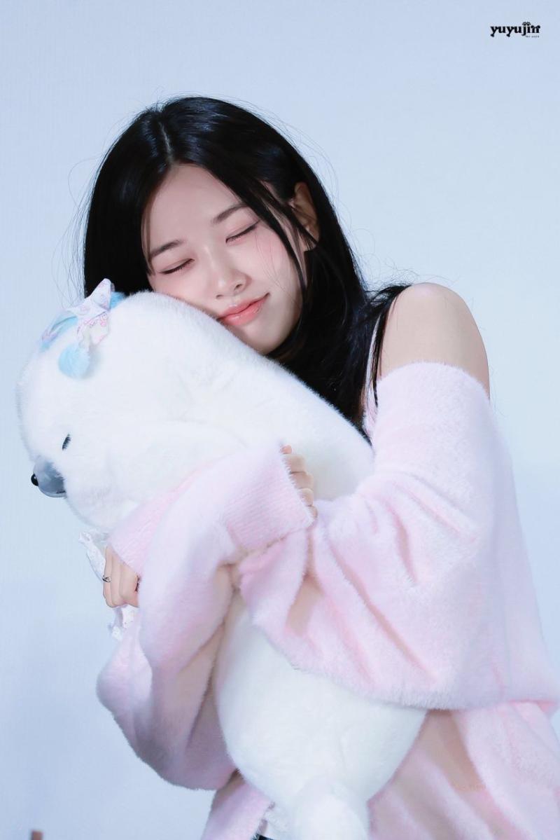 아이브 안유진