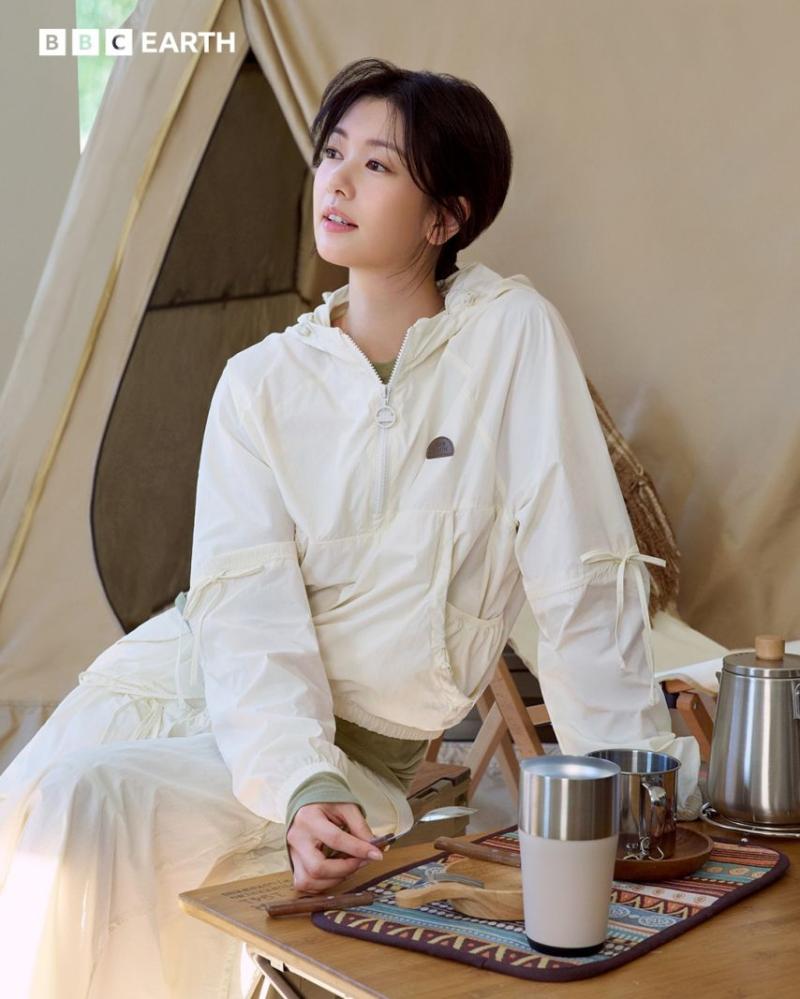 정소민 BBC Earth Apparel