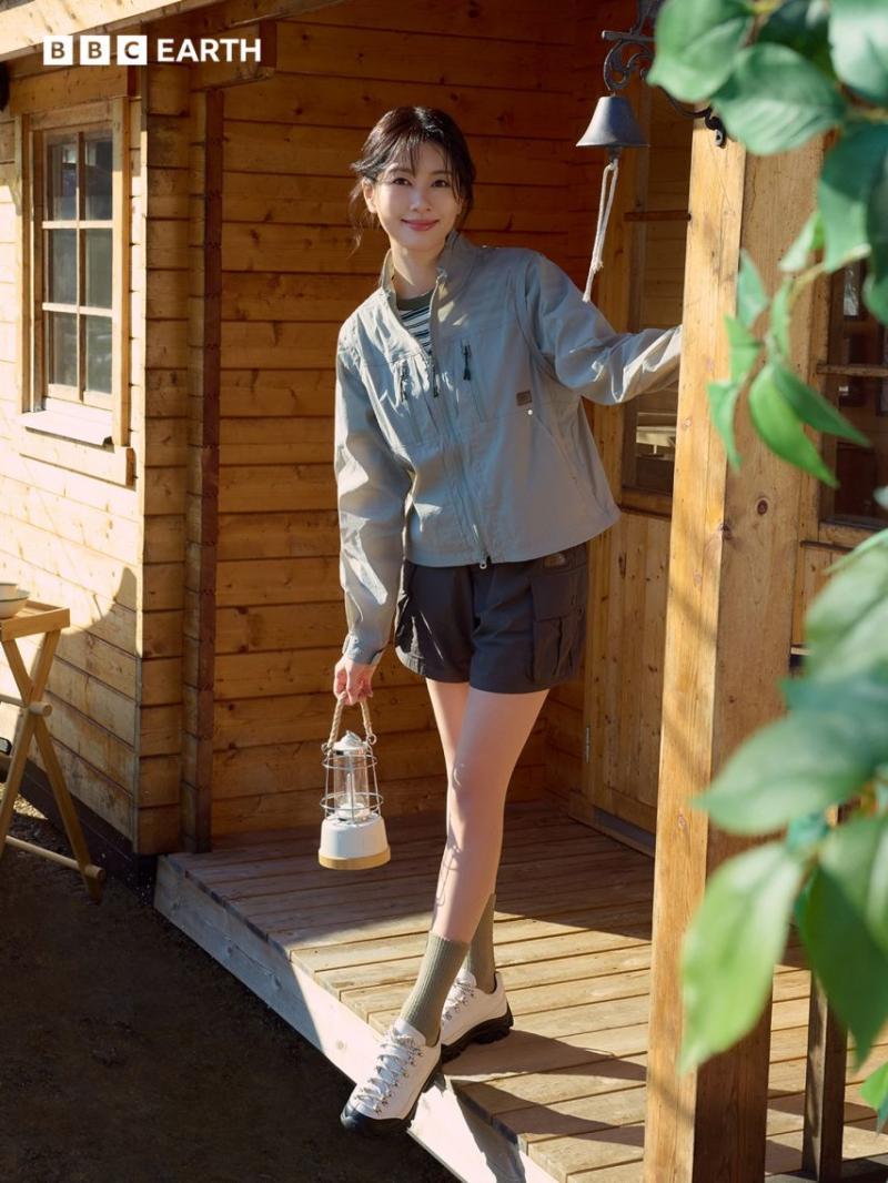 정소민 BBC Earth Apparel