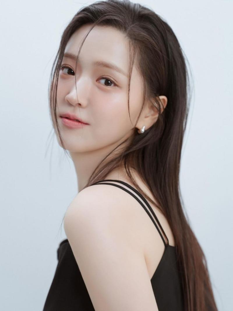 김지은