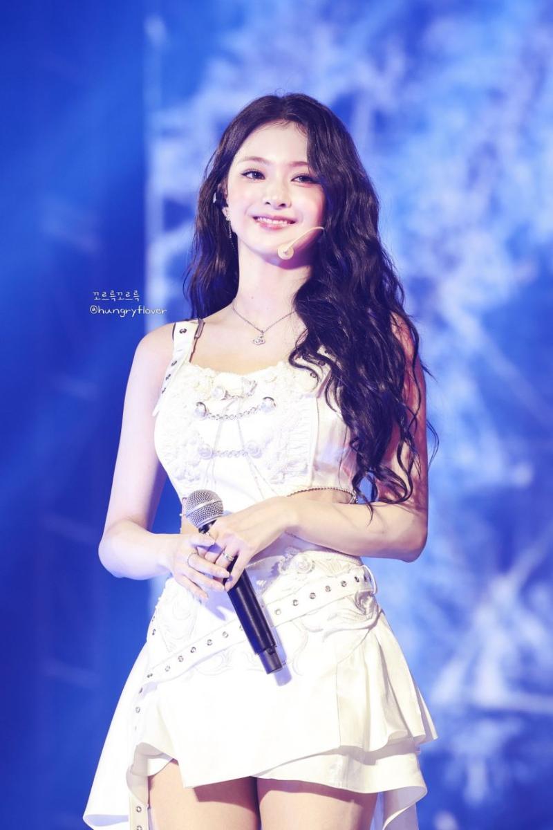 프로미스나인 이나경