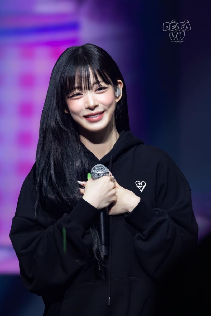 프로미스나인 이채영