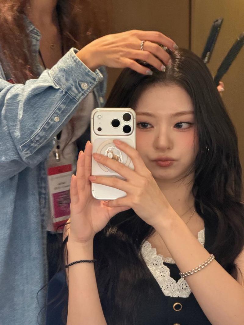 프로미스나인 이나경