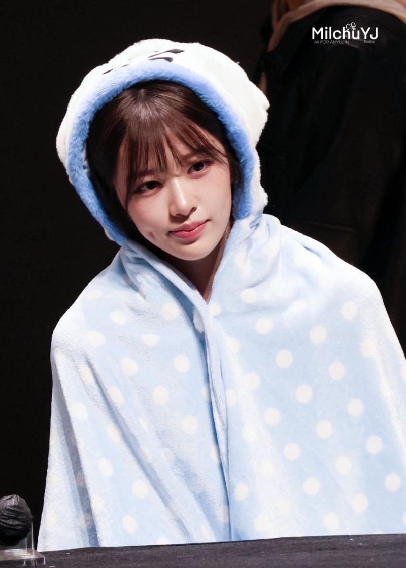 아이브 안유진