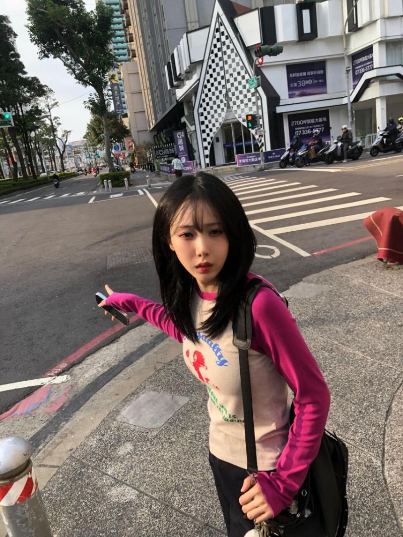 신비 VIVIZ비비지 인별