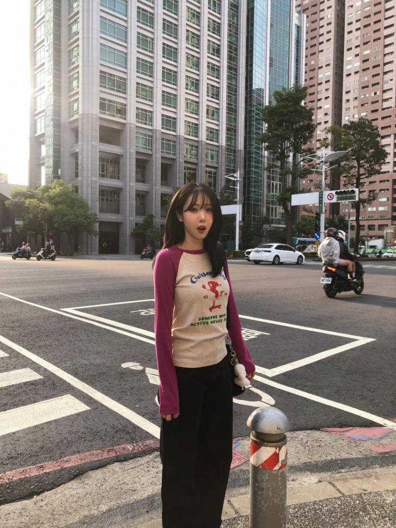 신비 VIVIZ비비지 인별