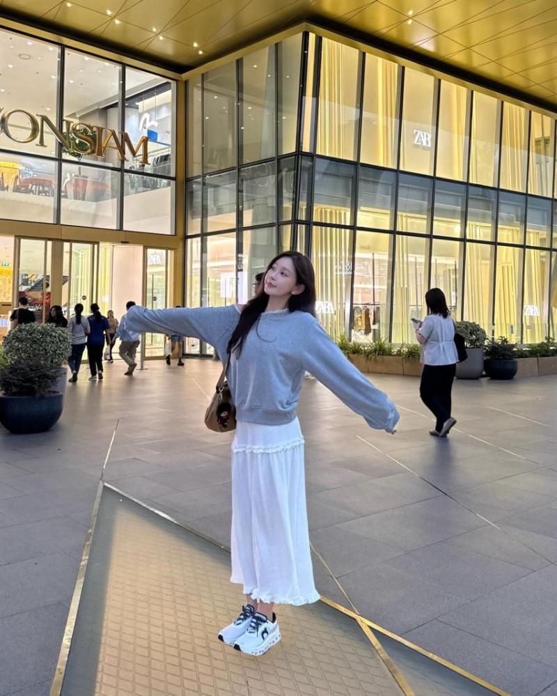 김윤희 아나운서