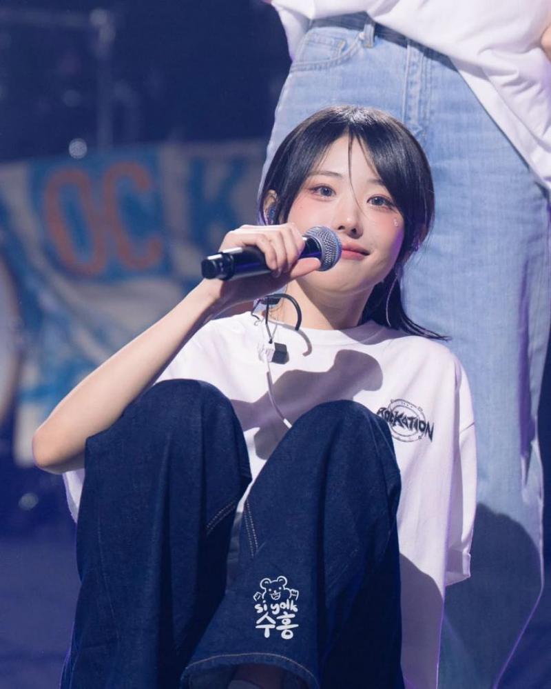 QWER 히나