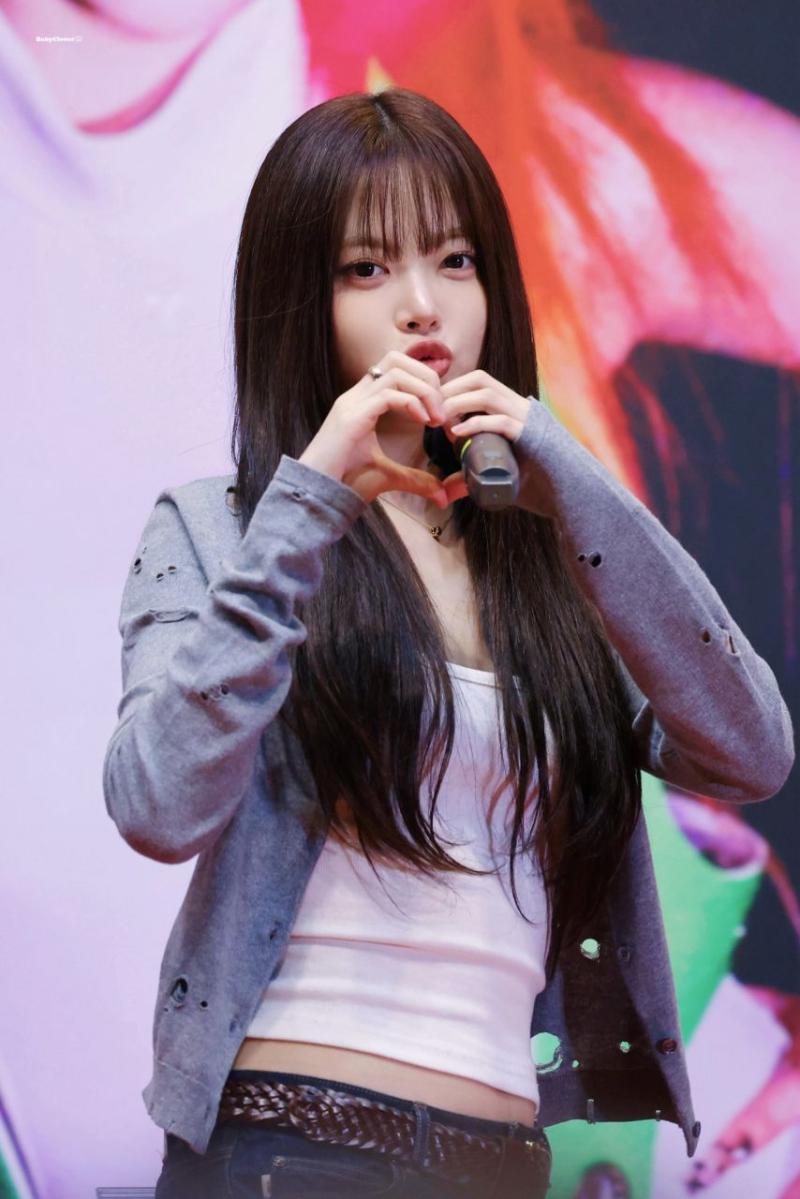 르세라핌 홍은채