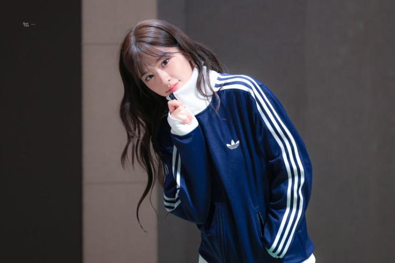 아이브 안유진 (6pics 추가)